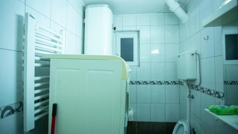 Private Cozy Room 1 With Shared Kitchen In Appartment, Downtown Белград Екстериор снимка