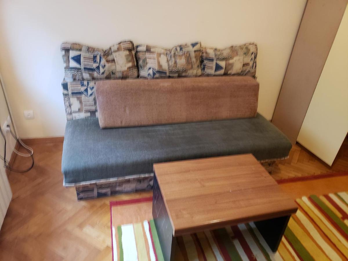 Private Cozy Room 1 With Shared Kitchen In Appartment, Downtown Белград Екстериор снимка