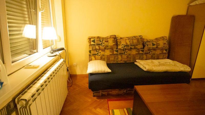 Private Cozy Room 1 With Shared Kitchen In Appartment, Downtown Белград Екстериор снимка